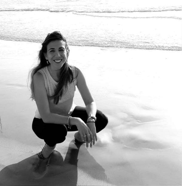 Rachel Friedman on the beach